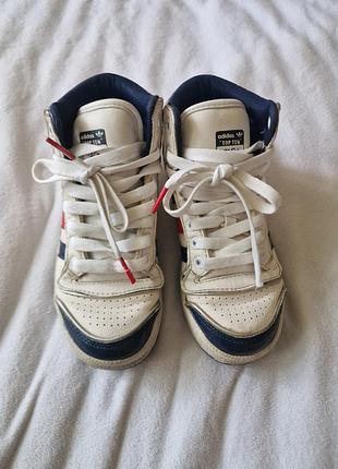 Кросівки хлопчик adidas,розмір 31,високі,в гарному стані