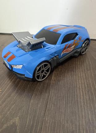 Hot wheels гараж машина кейс