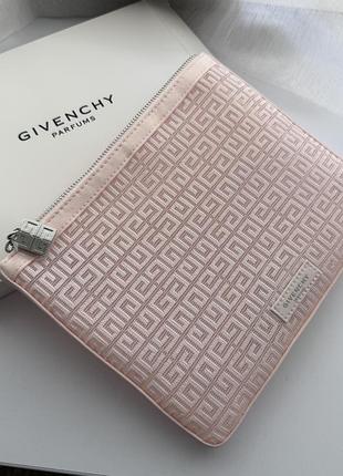 Косметичка givenchy parfums 2