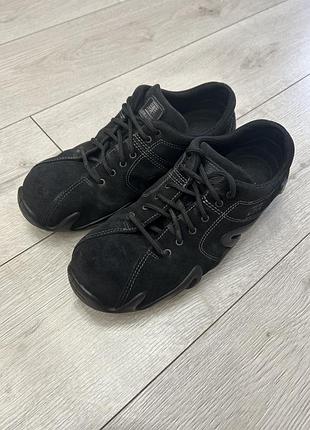 Низьке захисне взуття  робочі кросівки lemaitre s2 easyblack src розмір 42
