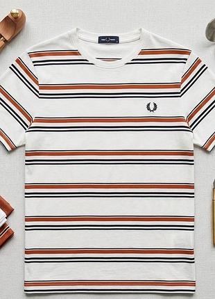 Стильна футболка fred perry у смужку
