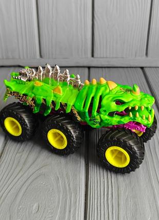 Машинка позашляховик hot wheels monster trucks