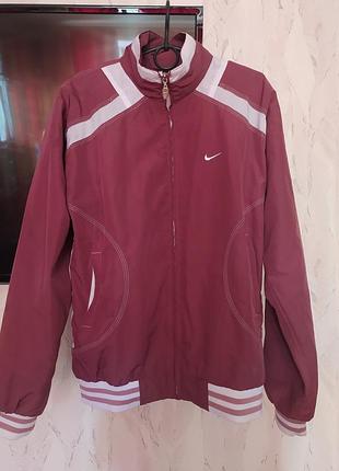Вітровка nike