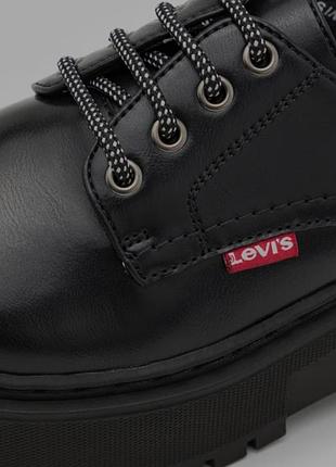 Туфлі на платформі levi's ,34-35р 5
