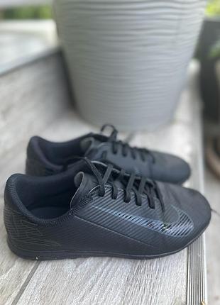 Сороконіжки nike оригінал в ідеальному станіі