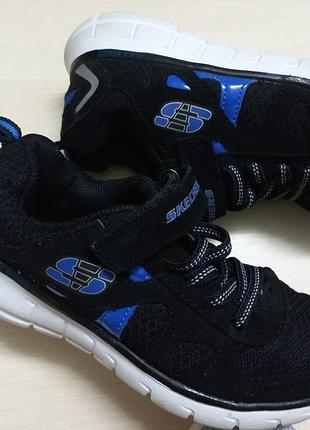 Кроссовки весна-лето мал.33р.skechers вьетнам