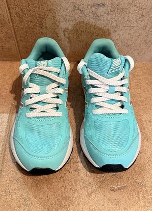 Кросівки дитячі new balance 34,5 розмір