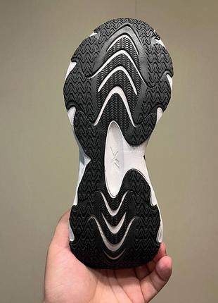 Reebok fuel flex run black white 9