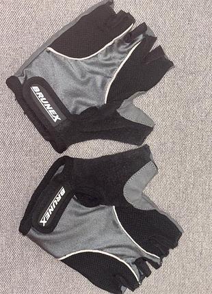 Спортивные варежки brunex m