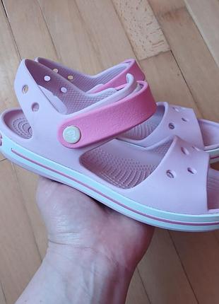 Босоножки crocs