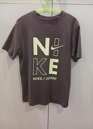 Футболка nike