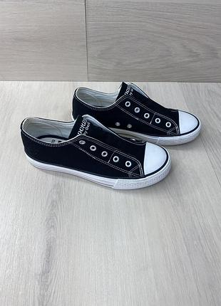 Кеди dockers