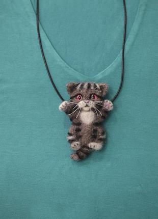 Подвеска коття