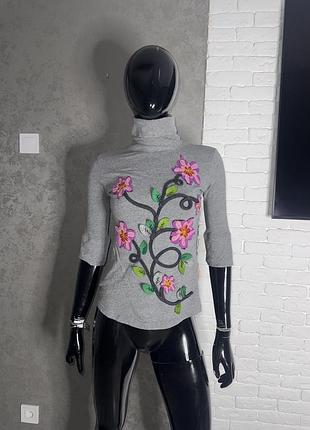 Кофта водолазка гольф з аплікацією