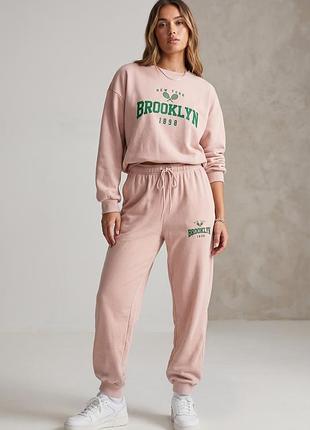Костюм спортивний жіночий нюдовий brooklyn 1898