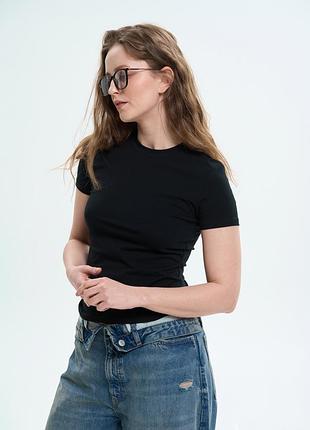 Футболка женская укороченная в черном цвете, 2xl