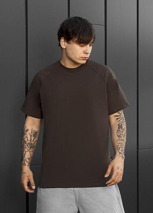 Чоловіча однотонна футболка staff basic dark brown