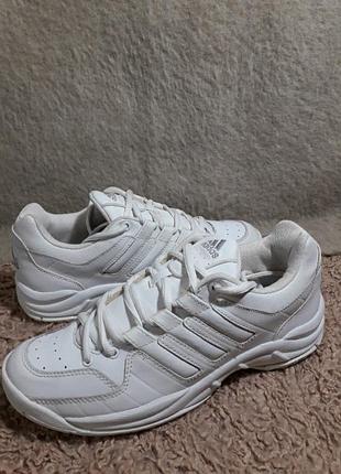 Шкіряні кросівки adidas, 39 розмір