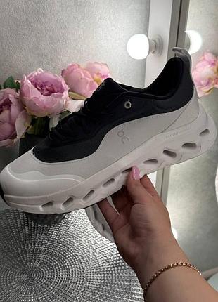 Loewe x on cloudtilt 2.0 white / black
