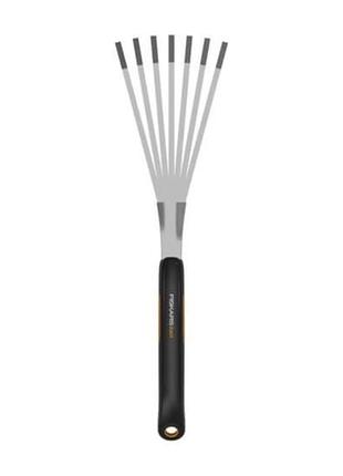 Ручні граблі fiskars xact™ 1027044
