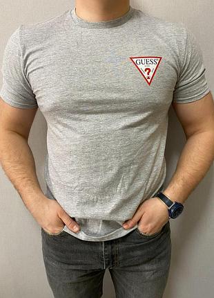 Футболка guess