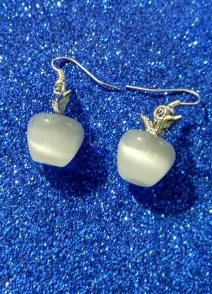 Серьги-кошачий глаз(белый)-видео.