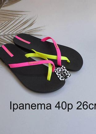 Нові пляжні шльопанці ipanema