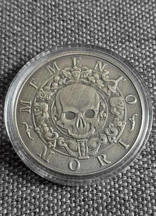 Сувенірна монета memento mori carpe diem