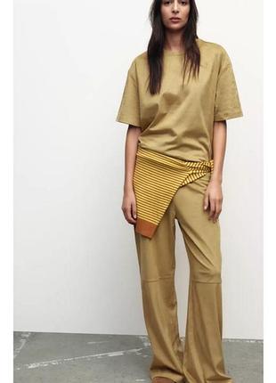 Костюм оверсайз из искусственной замши zara