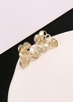 Сережки шанель chanel біжутерні