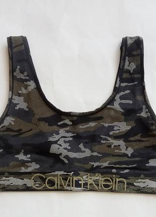 Спортивний топ-бралет calvin klein, камуфляжний принт 💚🖤