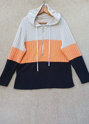 Кофтейка с капюшоном,р50-52🧡🖤🤍 3