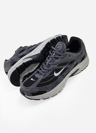 Nike initiator grey 4