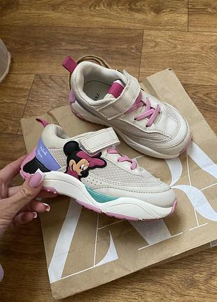Стильні зручні кросівки дівчинці фірми zara disney collection 27 розмір