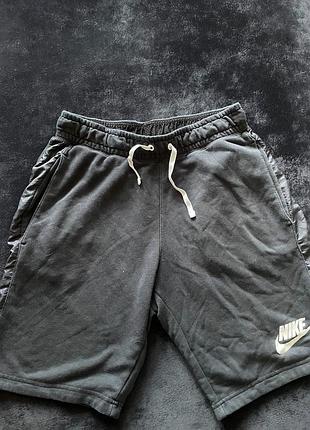 Спортивні чоловічі трикотажні шорти nike (оригінал) — розмір s
