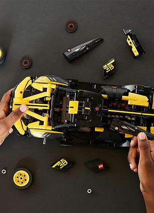 Lego technic bugatti bolide 905 деталей (42151) 4
