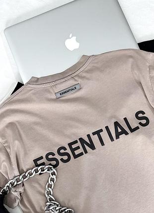 Футболка essentials