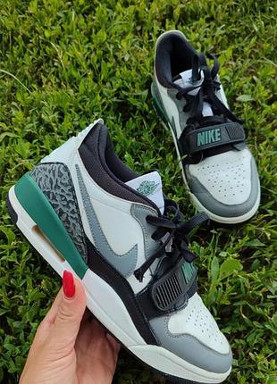 Мужские кроссовки nike air jordan legacy 312 low,