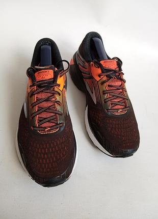 Кроссовки brooks 3