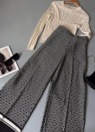 Красиві цупкі брюки h&m р.40