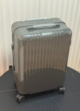 Валіза rimowa essential в сірому кольорі ручна поклажа /чемодан ручная кладь