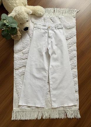 Білі палаццо zara