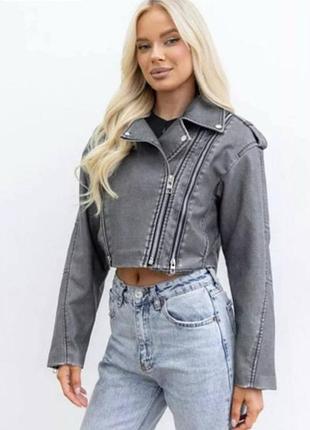 Куртка сіра екошкіра