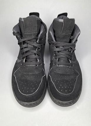 Кроссовки jordan 2