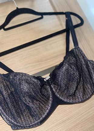 Стильний бюстгальтер marks&spencer 85e