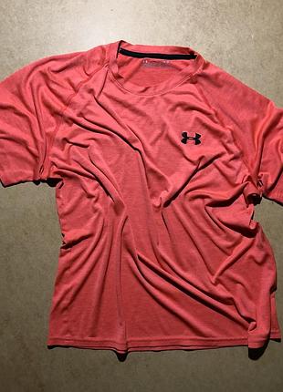 Футболка under armour, l