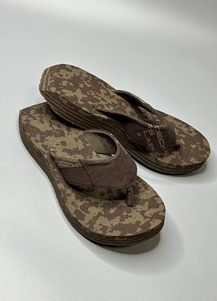 Deckers x-lab в'єтнамки