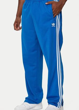 Мужские спортивные штаны adicolor classics firebird синие прямые широкие adidas