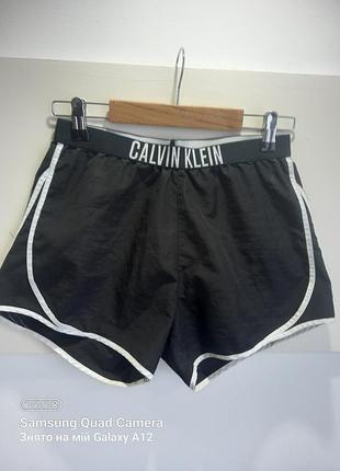 Молодежные шорты calvin klein