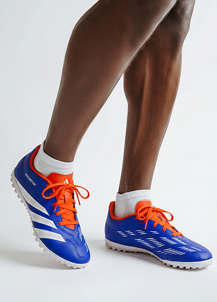 Оригинальные сороконожки adidas predator club 0976399